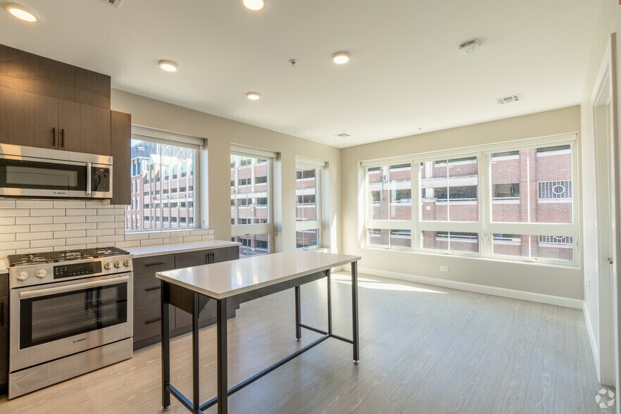 More Photos Of 21 Charles St, Cambridge Apartments For Lease