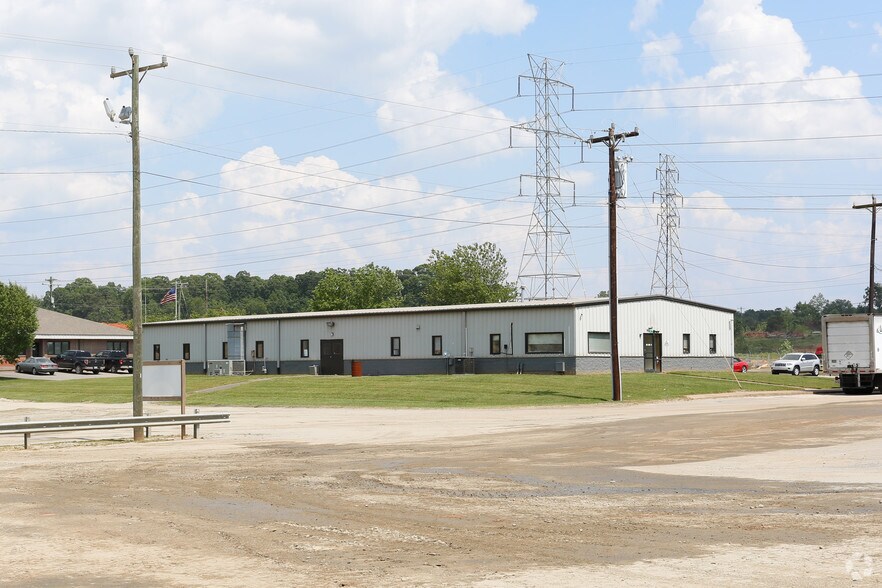 More Photos Of 1441 Delta Dr, Gastonia Unknown For Lease