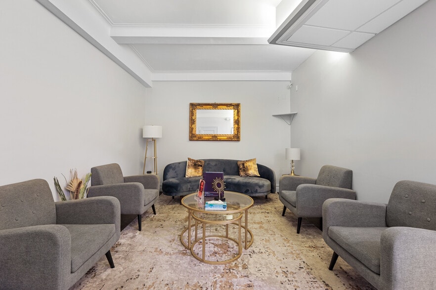More Photos Of 9 Prospect Park W, Brooklyn Apartments For Sale