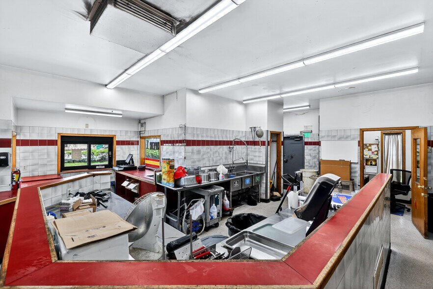 More Photos Of 6525 E Broadway Ave, Spokane Fast Food For Sale