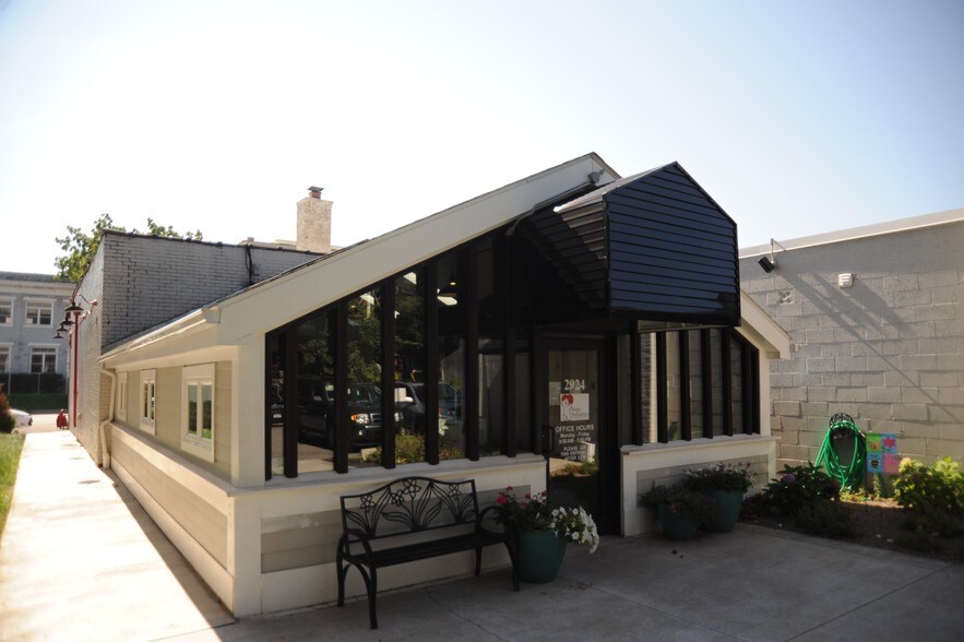 More Photos Of 2924 Main St, Buffalo Storefront Retail Office For Sale