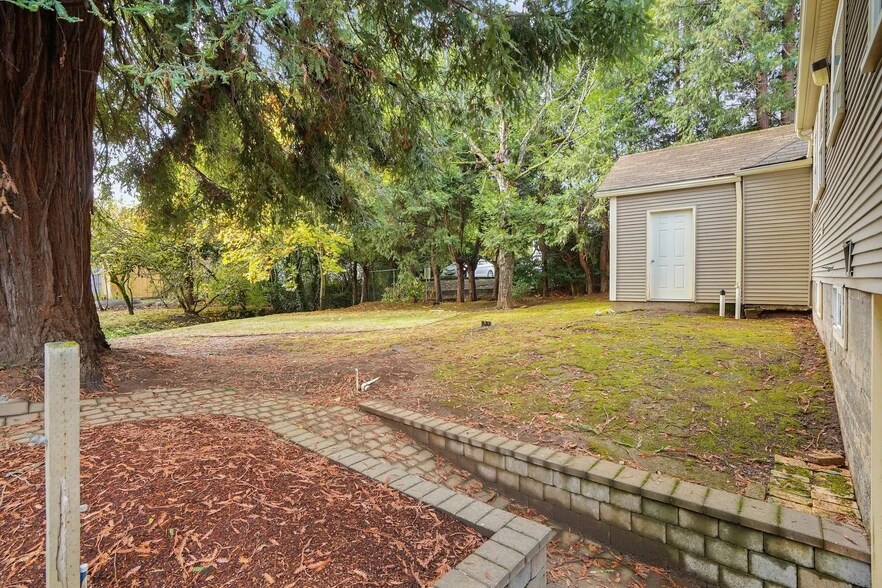 More Photos Of 1230 Fairview Ave SE, Salem Office For Sale
