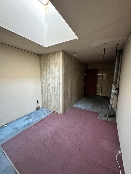 More Photos Of 79 W Portal Ave, San Francisco Storefront For Lease