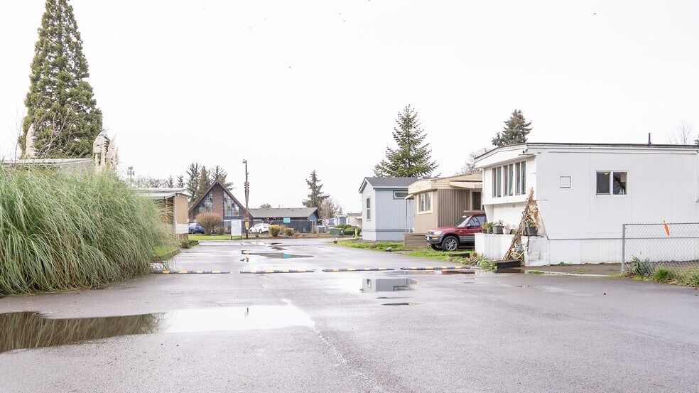 More Photos Of 950 Airport Rd SE, Albany Manufactured Housing Mobile Home Park For Sale