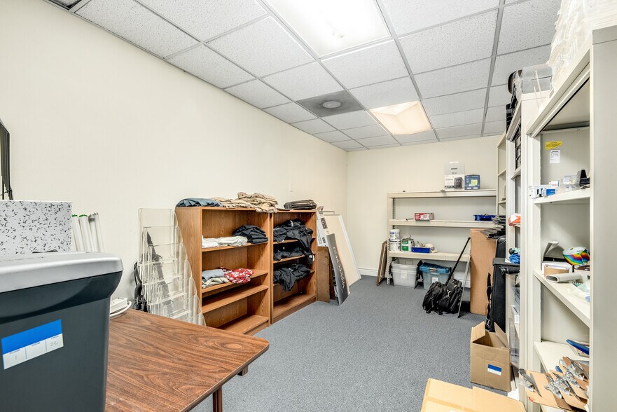 More Photos Of 902 E New Haven Ave, Melbourne Coworking Space