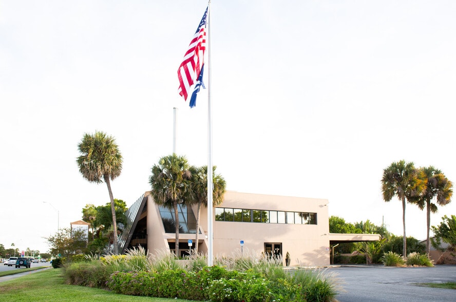 More Photos Of 6400 4th St N, Saint Petersburg Medical For Sale