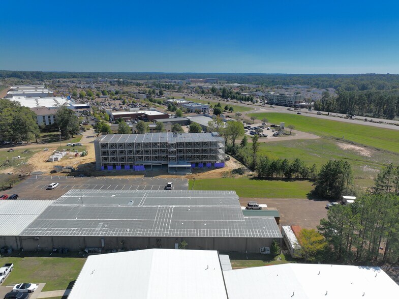 More Photos Of Lakeland Dr @ Flowood Dr, Flowood Land For Sale