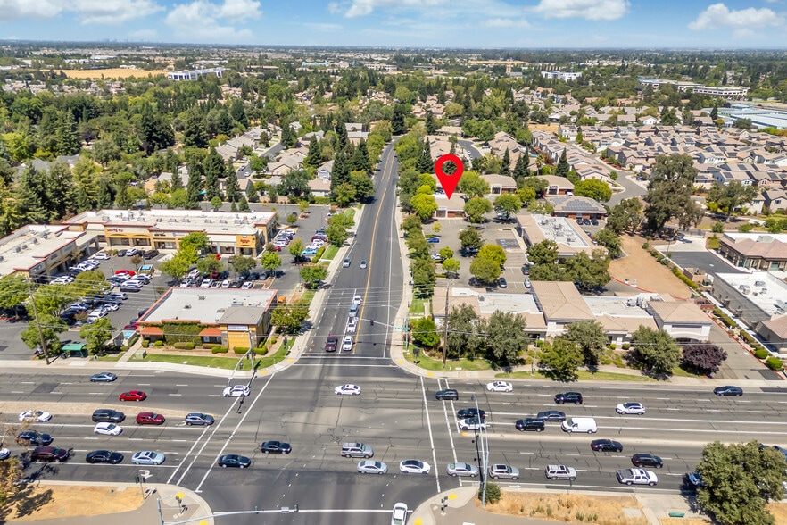 More Photos Of 9571 Laguna Springs Dr, Elk Grove Office For Lease