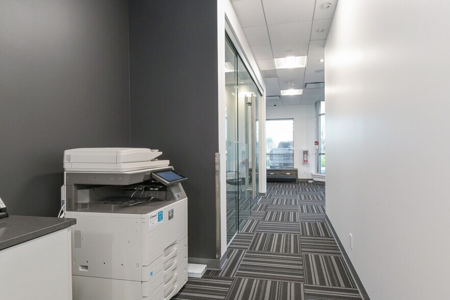 More Photos Of 17650 66A Ave, Surrey Office For Lease