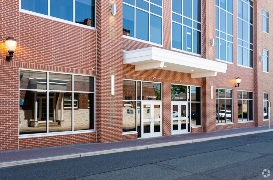 More Photos Of 46-56 E Main St, Somerville Office For Lease