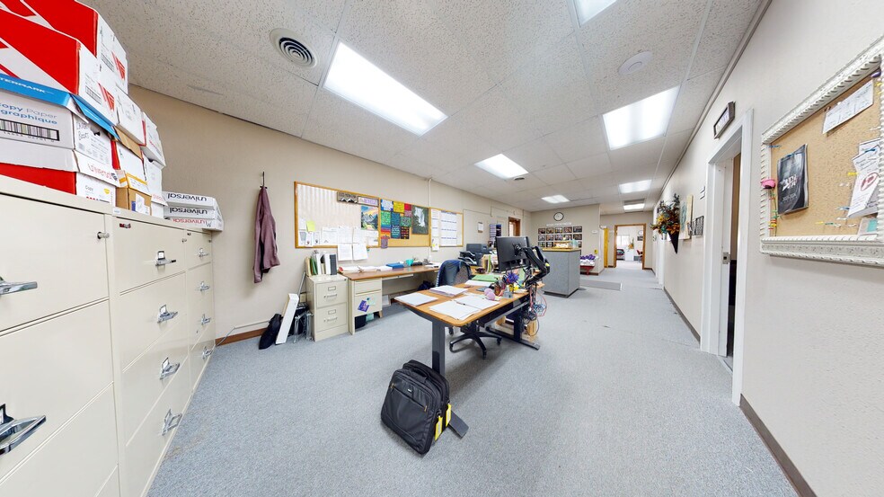 More Photos Of 410 Colorado Ave, Laurel Office For Sale