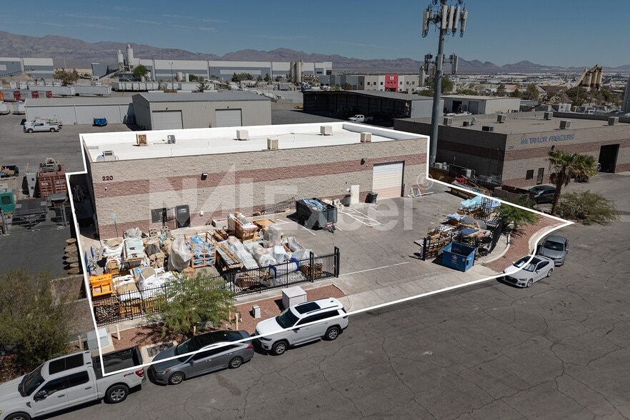 More Photos Of 220 Commerce Park Ct, North Las Vegas Manufacturing For Sale