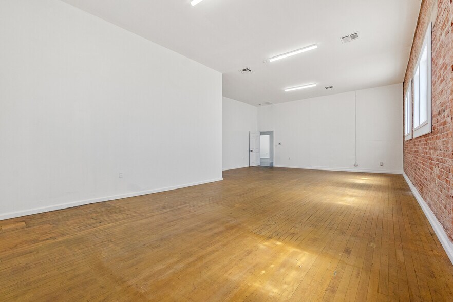More Photos Of 1101-1125 S La Brea Ave, Inglewood Storefront Retail Office For Lease