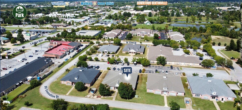 More Photos Of 102 Executive Dr, Bentonville Office For Lease