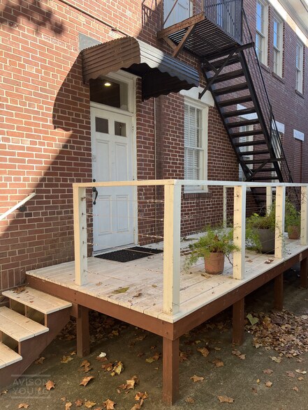 More Photos Of 277 Meeting, Charleston Office For Lease