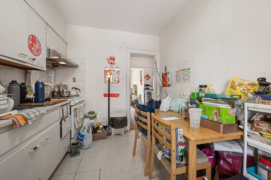 More Photos Of 1817 63rd St, Brooklyn Apartments For Sale