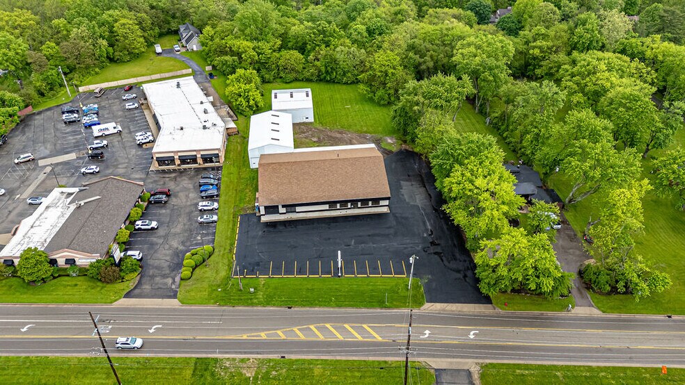 More Photos Of 4420 S Dixie Hwy, Franklin Office For Sale