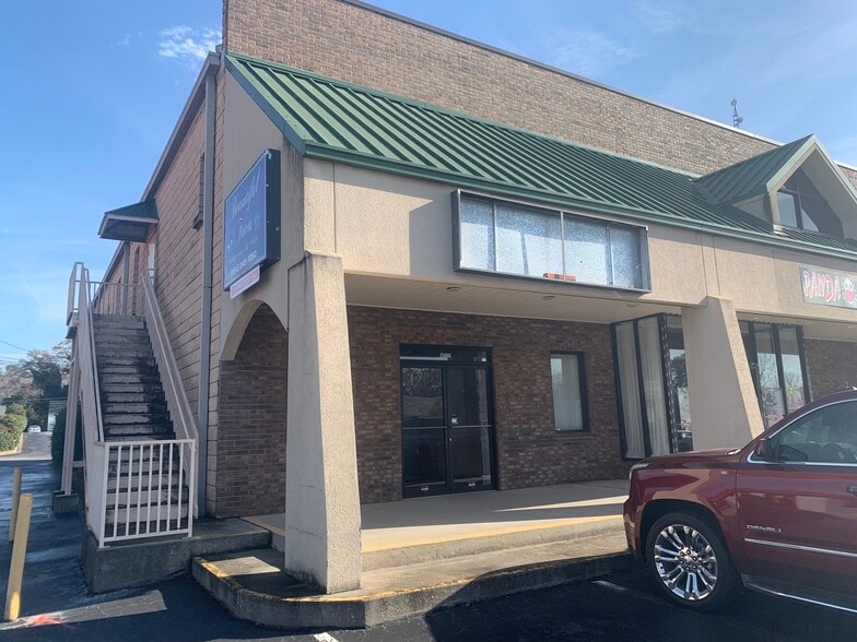 Primary Photo Of 2508 N Main St, Anderson General Retail For Lease