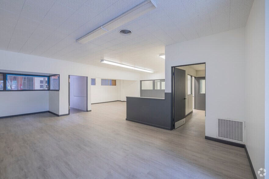 More Photos Of 1680 14th St, Oakland Warehouse For Sale