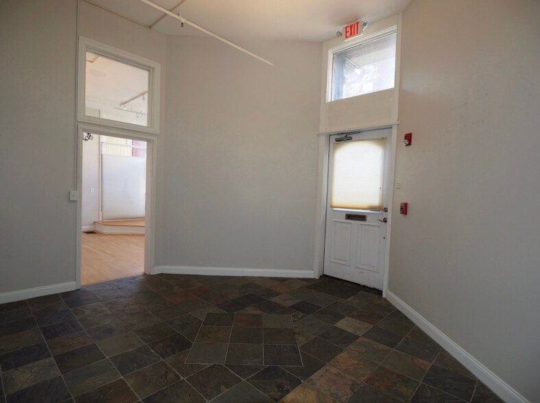 More Photos Of 58 Prescott St, Lowell Office For Sale