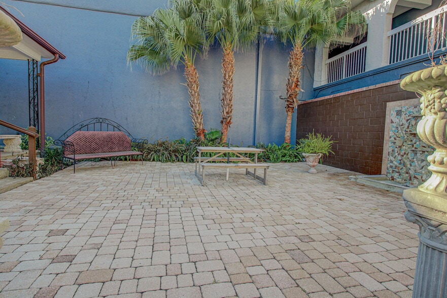 More Photos Of 3 Sebastian Ave, Saint Augustine Freestanding For Lease