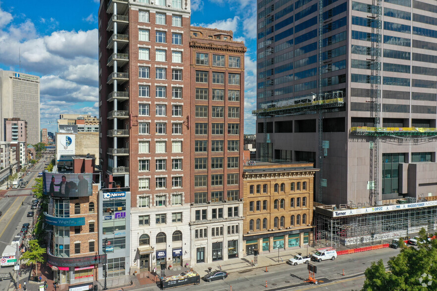 Primary Photo Of 16-20 E Broad St, Columbus Coworking Space