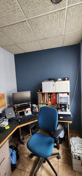 More Photos Of 4579 Lake Rd S, Brockport Auto Dealership For Lease