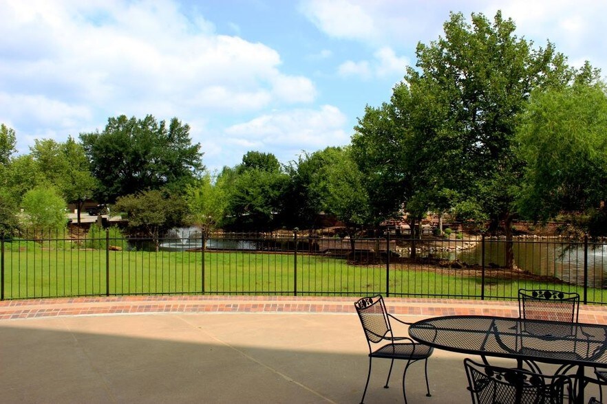 More Photos Of 7645 E 63rd St, Tulsa Office For Lease