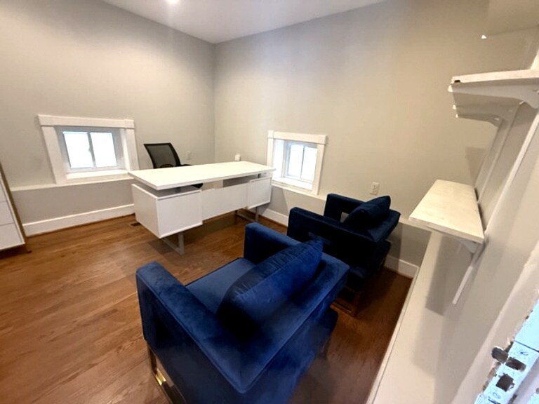 More Photos Of 256 S Water St, Marine City Storefront Retail Residential For Lease