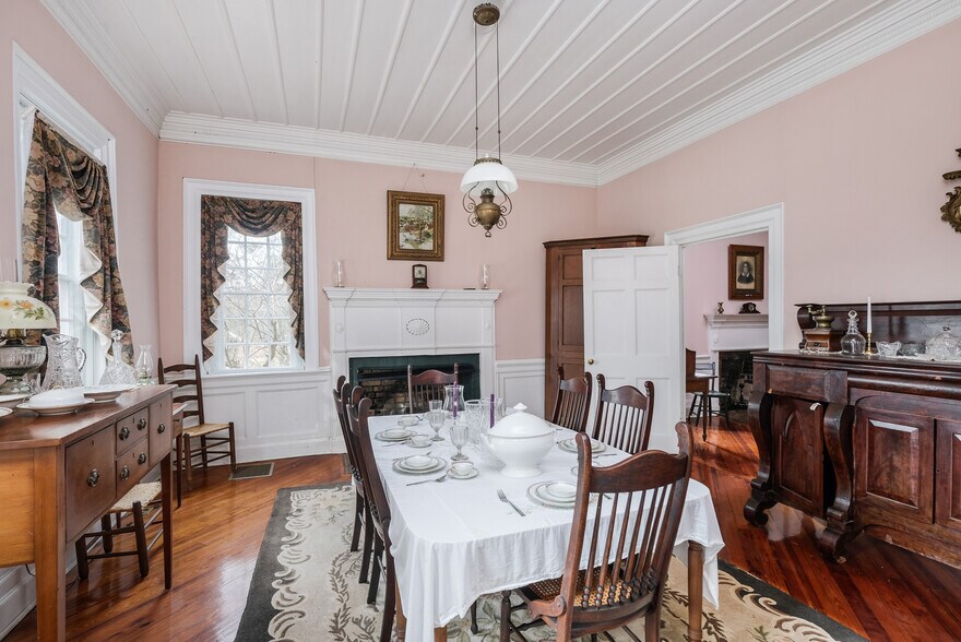 More Photos Of 163 Old Buncombe Rd, Union Specialty For Sale