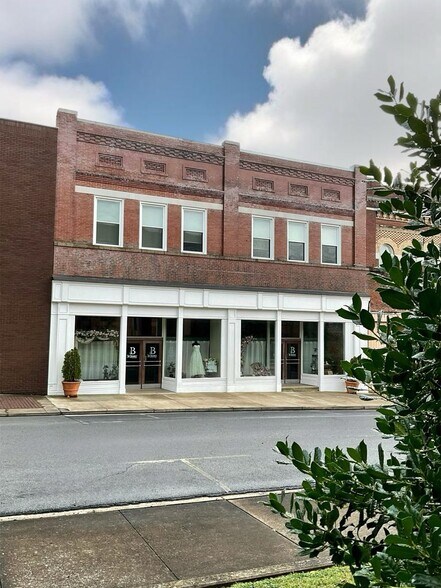 Primary Photo Of 206 Gay St, Erwin Storefront Retail Residential For Sale