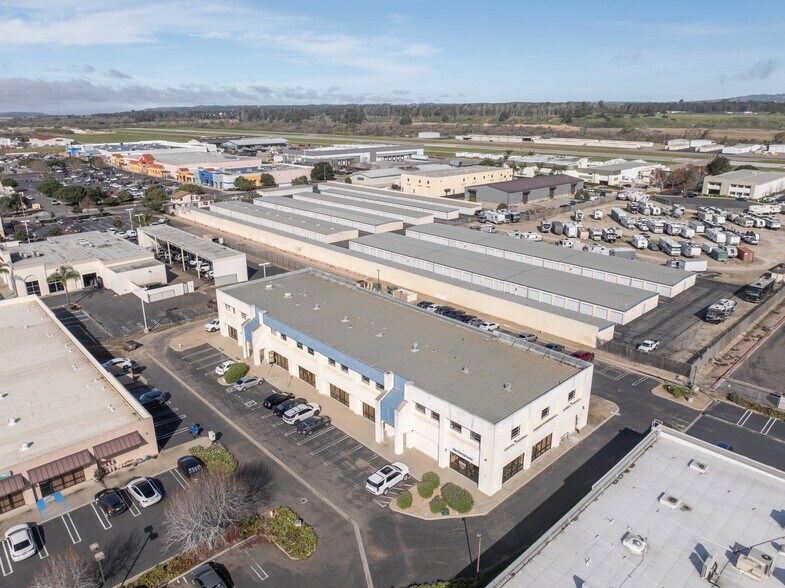 More Photos Of 203-205 W Central Ave, Lompoc Office For Lease