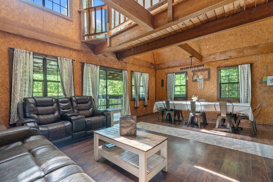 More Photos Of 122 Ouachita River Haven Rd, Pencil Bluff Hotel For Sale