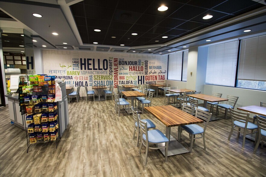 More Photos Of 8401 Corporate Dr, Landover Office For Lease