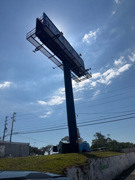 More Photos Of 31515 U.S. Highway 19 N, Palm Harbor Freestanding For Sale