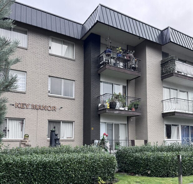 More Photos Of 610 Blackford St, New Westminster Apartments For Sale