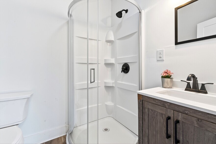 More Photos Of 8026 Buck Creek Rd, Marion Apartments For Sale