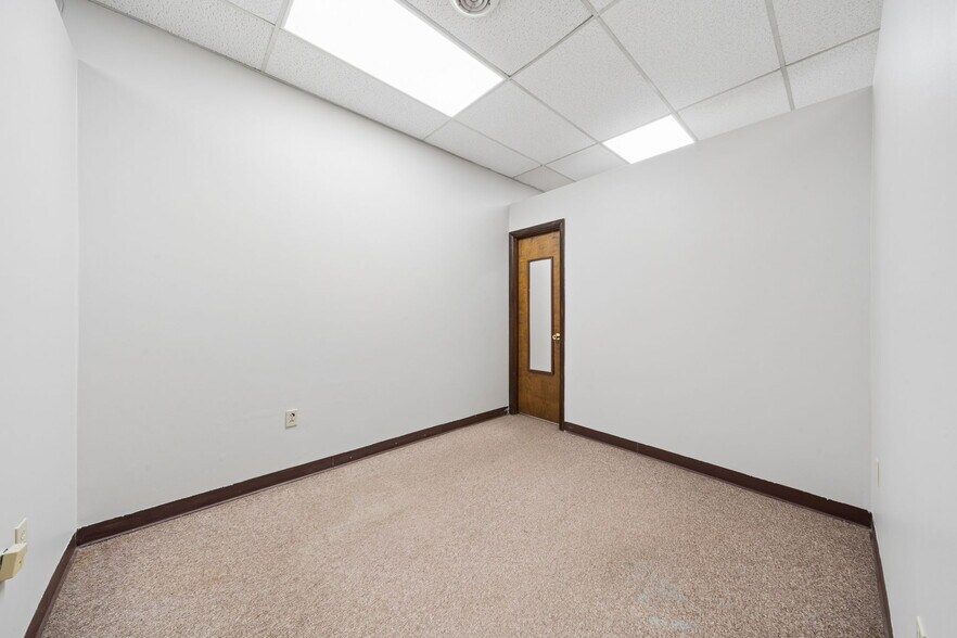 More Photos Of 4201 Butler St, Pittsburgh Storefront Retail Residential For Lease