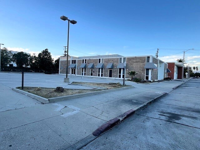 More Photos Of 905 S A St, Oxnard Medical For Lease