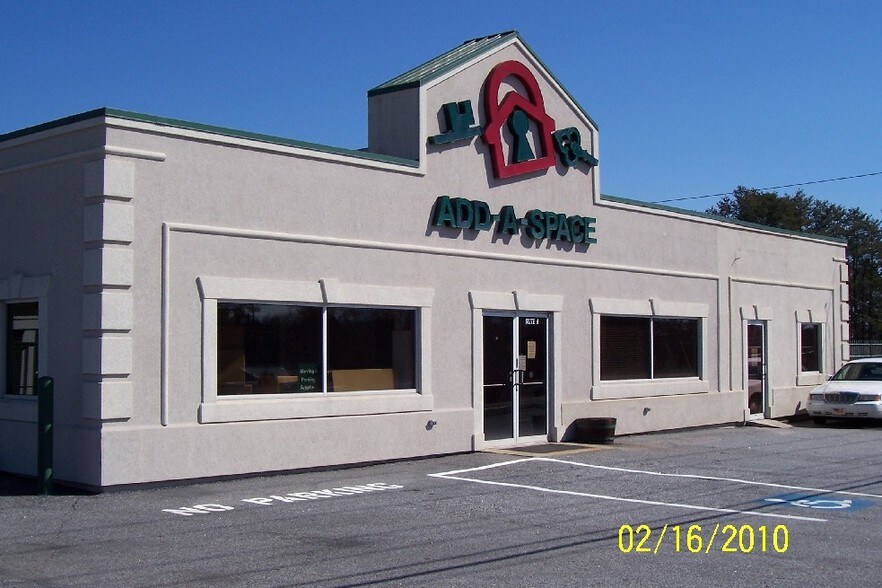 More Photos Of 1480 Boiling Springs Rd, Spartanburg Self Storage For Lease