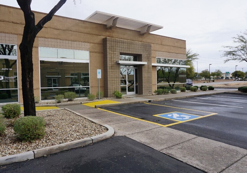 More Photos Of 9150 W Indian School Rd, Phoenix Medical For Sale
