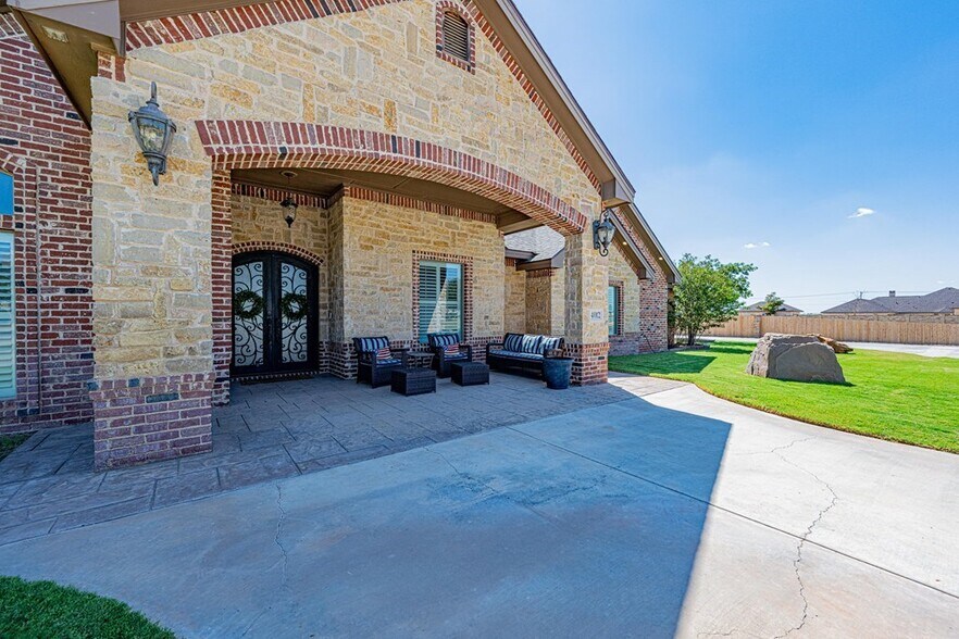 More Photos Of 4012 E County Road 63, Midland Specialty For Sale