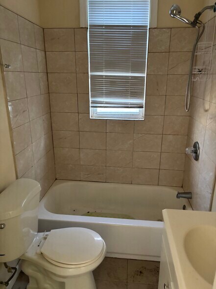 More Photos Of 373 Blatchley Ave, New Haven Apartments For Sale