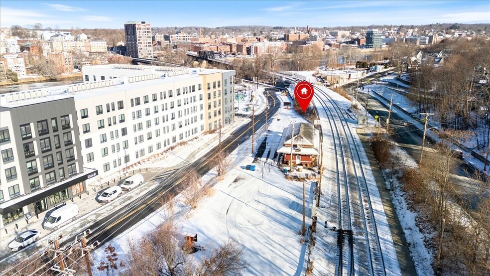 More Photos Of 30 Railroad Ave, Haverhill Restaurant For Sale