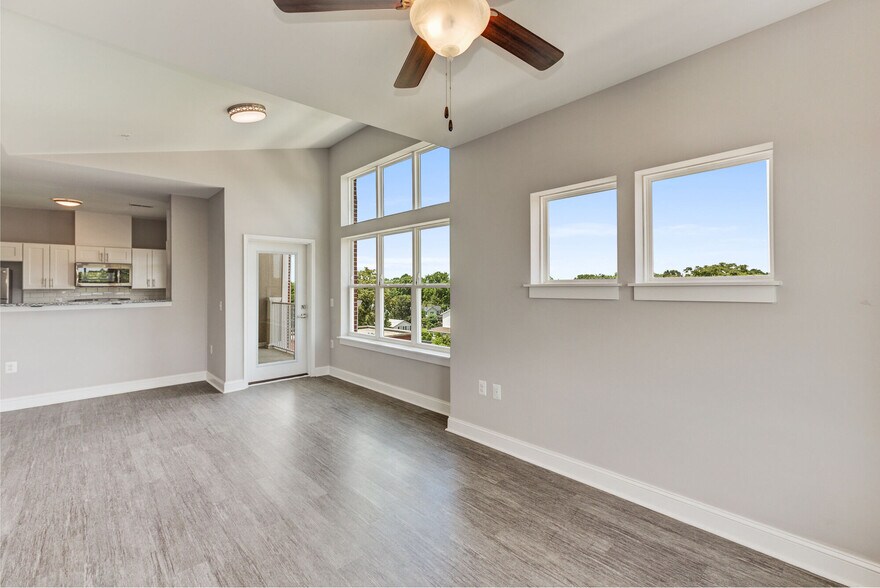 More Photos Of 9009 Church St, Manassas Apartments For Lease