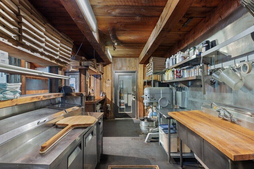 More Photos Of 5351 Main St, Waitsfield Restaurant For Sale