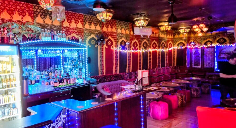 More Photos Of 947 Federal St, Philadelphia Restaurant For Sale