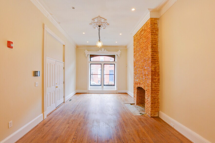 More Photos Of 2116-2118 Saint Paul St, Baltimore Apartments For Sale