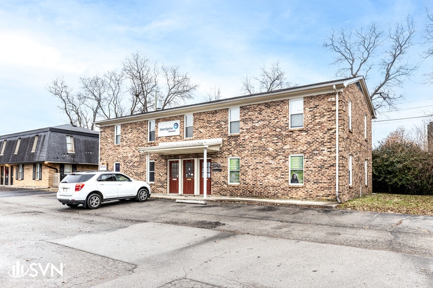 More Photos Of 265 Regency Cir, Lexington Office For Sale