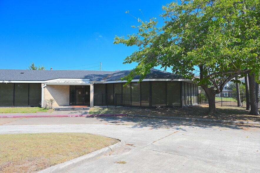 More Photos Of 14423 Cornerstone Village Dr, Houston Medical For Sale